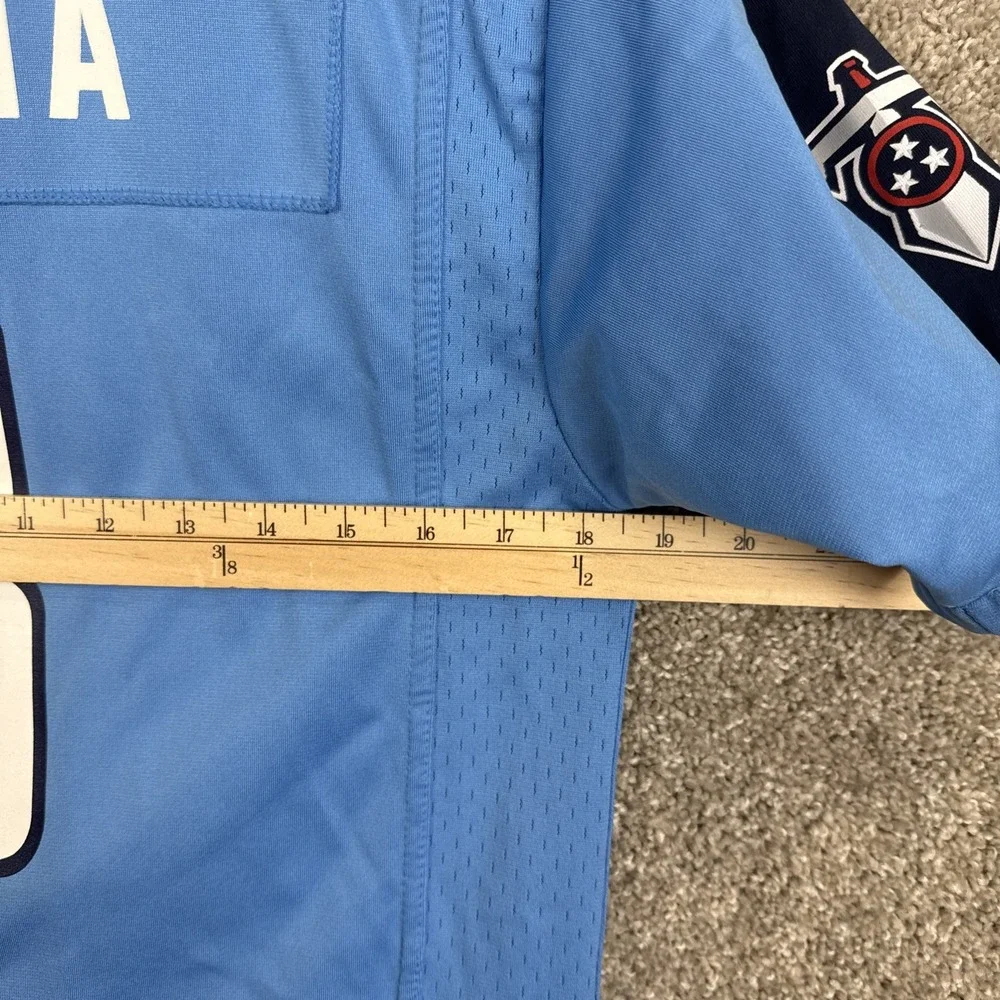 Nike On Field NFL Tennessee Titans‎ Mariota #8 Jersey Youth Size Large